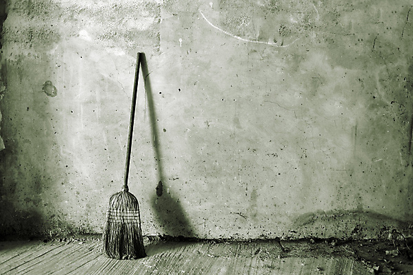 포토 JPG 해외이미지 디자인 벽 가사 부분 가정 휴가 바닥 주택 사람없음 공구 붓 업무 폐기물 빗자루 청소 묘사 오브젝트 심플 먼지 마법 밀짚 청소부 내추럴 쓸기 엘리먼트 옛날 정리함 핸드메이드 해외202004 해외포토 직업 건물 도구 작업 짚 쓰레기 청소도구 파일형식 이미지허브