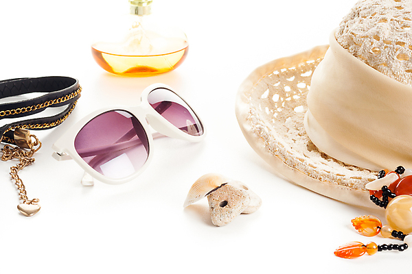 포토 JPG 해외이미지 디자인 옷 여자 여행 가방 목걸이 장신구 유리 휴가 사람없음 여름 선글라스 노란색 유행 봄 우아함 보호 향수 오브젝트 밀짚 스타일 해외202004 해외포토 잡화 계절 안경 컬러 컨셉 재질 사람 화장품 짚 파일형식 이미지허브