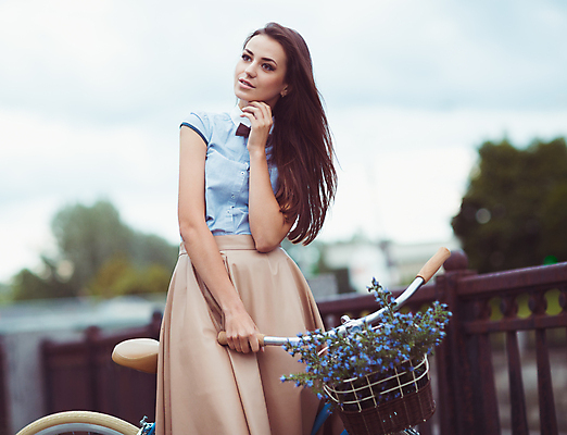 포토 JPG 해외이미지 여자 꽃 행복 도로 여행 나비 신체 자연 하늘 넥타이 휴가 건강 미술 한명 미소 초록색 여름 빛 치마 유행 자전거 일몰 봄 우아함 복고 사이클링 내추럴 무료 옛날 힙스터 해외202004 해외포토 식물 1 잡화 계절 패션 감정 길 컬러 곤충 컨셉 교통시설 하의 문화예술 표정 사람 노을 바이크 육상스포츠 생태계 파일형식 이미지허브