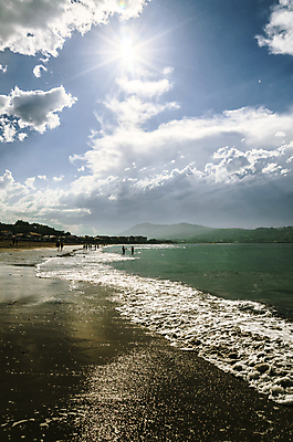 포토 JPG 해외이미지 구름 계절 모래 파도 바다 여행 백그라운드 자연 하늘 휴가 휴식 풍경 사람없음 야외 초록색 물 여름 파란색 빛 컬러풀 태양 맑음 봄 프랑스 흰색 만 황금 휴양지 암초 내추럴 파라다이스 수평선 해외202004 해외포토 자연요소 유럽 컬러 컨셉 날씨 장소 생태계 파일형식 이미지허브