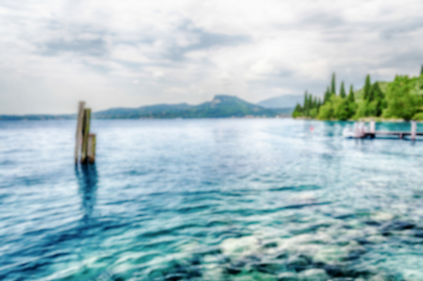 포토 JPG 해외이미지 유럽 호수 여행 자연 휴가 주택 풍경 사람없음 물 반사 여행객 평화 항구 침묵 이탈리아 시골 소프트포커스 빌라 휴양지 보케 내추럴 해외202004 해외포토 자연요소 나라 컨셉 교통시설 촬영기법 사람 건물 소리 장소 생태계 파일형식 이미지허브