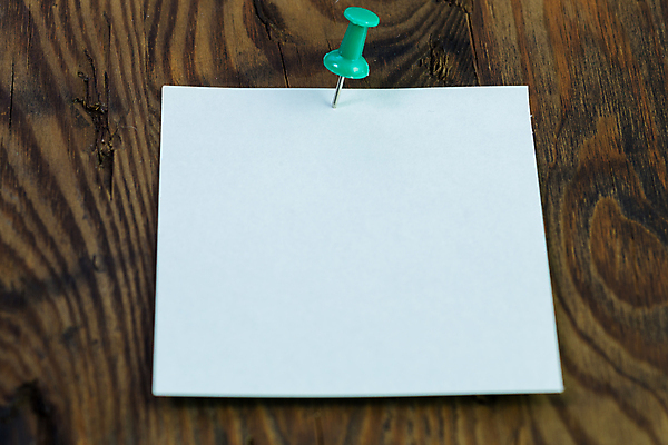 포토 JPG 해외이미지 종이 선 조각 비즈니스 통신 나선형 사람없음 목재 사무실 쪽지 공백 엄지손가락 정보 메시지 압정 방향 알림 레이아웃 페이지 공지사항 시트 패드 소통 그런지 조언 해외202004 해외포토 나무 컨셉 무늬 재료 손가락 사무용품 파일형식 이미지허브