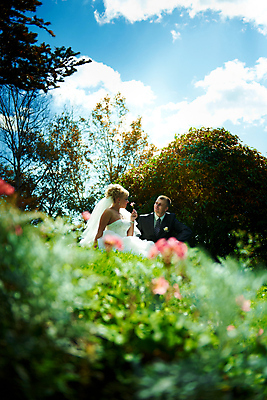포토 JPG 해외이미지 백인 커플 응시 드레스 여자 남자 꽃 행복 얼굴 꽃다발 결혼 2 밭 관계 포옹 결혼식 남편 함께함 사랑 미소 사람 정장 성인 야외 두명 유행 우주 흰색 축하 잡기 아내 우아함 해외202004 해외포토 서양인 식물 시선 옷 감정 컬러 컨셉 농업 안기 모션 표정 이벤트 신체부위 파일형식 이미지허브