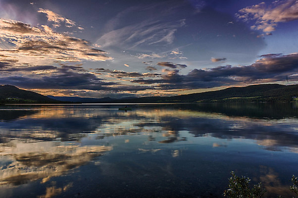 포토 JPG 해외이미지 구름 유럽 여행 하늘 산 노르웨이 풍경 사람없음 여름 일몰 하이킹 보트 스칸디나비아 해외202004 해외포토 자연요소 계절 나라 배_교통 레저 노을 파일형식 이미지허브