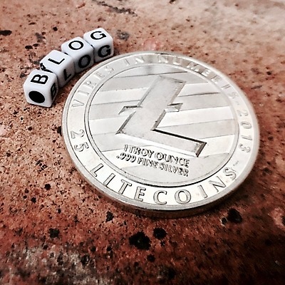 포토 JPG 해외이미지 돈 비즈니스 벽돌 사람없음 동전 흰색 편지 작가 사인 무역 정사각형 가치 블로거 해외202004 해외포토 도형 직업 산업 컬러 재산 파일형식 이미지허브