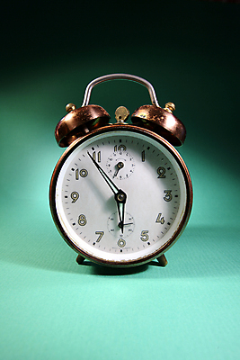 포토 JPG 해외이미지 시계 아침 사람없음 금속 수확 시간 6 오브젝트 공포 재촉 해외202004 해외포토 주간 컨셉 농업 재질 숫자 파일형식 이미지허브