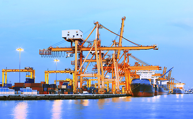 포토 JPG 해외이미지 바다 교통시설 태국 사람없음 강 항구 화물 만 업무 작업 컨테이너 방콕 함선 해군 포트 물류 수입 해외202004 해외포토 산업 아시아 교통 배_교통 군대 운송업 시설 파일형식 이미지허브