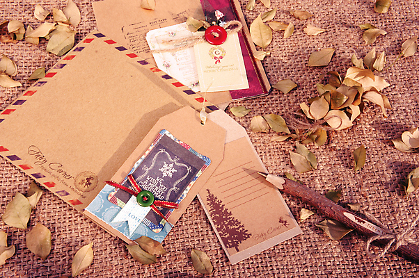 포토 JPG 해외이미지 계절 종이 백그라운드 잎 크리스마스 겨울 추상 봉투 크리스마스카드 건조 따뜻함 사랑 미술 사람없음 목재 연필 펜 놀람 우정 수확 하트 마음 기록 신용카드 클래식 수리 닫기 12월 편지 복고 베트남 소원 노엘 핸드메이드 혼자 스타일 해외202004 해외포토 모양 나무 식물 기념일 감정 컨셉 무늬 농업 재료 모션 문화예술 학용품 카드_감사 표정 금융 친구 필기구 동남아시아 날짜 파일형식 이미지허브