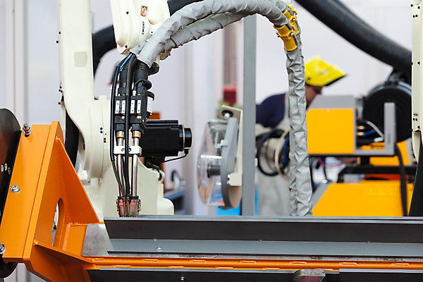 포토 JPG 해외이미지 산업 공장 노동자 기술 사람없음 금속 기계 장비 공구 업무 작업 수술 제조 로봇 속도 공학 용접 용접공 자동 자동화 제어 철강 해외202004 해외포토 직업 교육 공업 의학 재질 치료 도구 파일형식 이미지허브