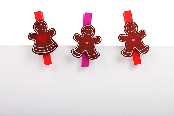 포토 JPG 해외이미지 옷 종이 길 선 백그라운드 컨셉 크리스마스 가정 건조 집게 사람없음 목재 장식 컬러풀 사무실 쿠키 쪽지 공백 흰색 잡기 발표 메시지 빨래 자르기 수집 편지지 문서 클립 빨래집게 질서 생강 패드 고립 조언 해외202004 해외포토 나무 기념일 컬러 가사 채소 비즈니스 재료 모션 디저트 예절 편지 파일형식 이미지허브