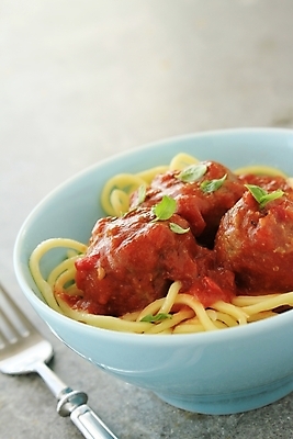 포토 JPG 해외이미지 음식 스파게티 육류 요리 사람없음 시골 이탈리아음식 토마토소스 장인 해외202004 해외포토 식재료 파스타 서양음식 소스_음식 파일형식 이미지허브