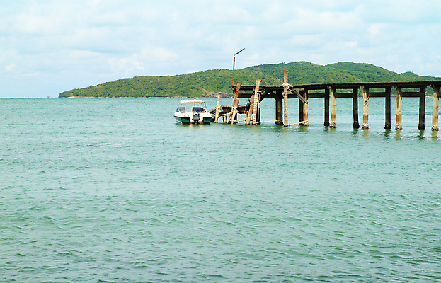 포토 JPG 해외이미지 호수 밧줄 바다 섬 요트 태국 하늘 낚시 휴가 항해 사람없음 야외 목재 물 여름 파란색 항구 침묵 흰색 보트 작음 크루즈 주차 모터보트 포트 뱃놀이 해외202004 해외포토 자연요소 나무 계절 아시아 줄 컬러 배_교통 재료 교통시설 레저 전통놀이 소리 크기 파일형식 이미지허브