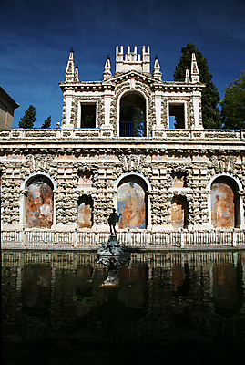 포토 JPG 해외이미지 벽 조각 바닥 실내 그림자 사람없음 문 궁전 기둥 저수지 연못 사찰 성 스페인 그늘 이슬람교 그림 아치 대리석 안심 대야 떠남 안달루시아 해외202004 해외포토 건축물 건축 유럽 종교 고건축 재료 종교건축 모션 육류 내부 파일형식 이미지허브