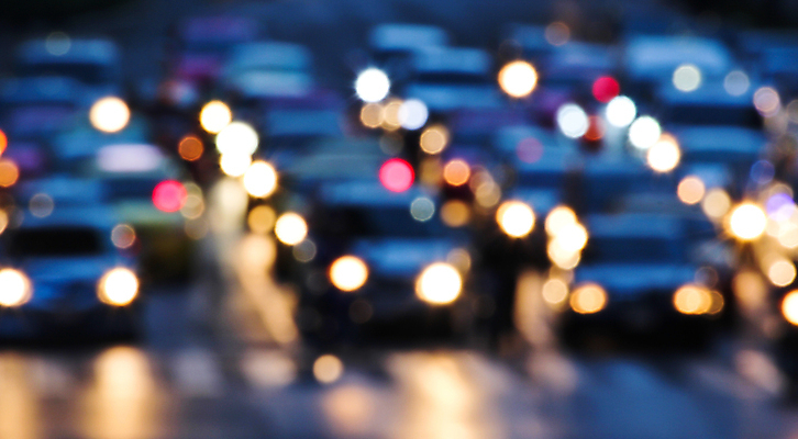 포토 JPG 해외이미지 도로 백그라운드 거리 사람없음 야외 빛 반사 도시 원형 보케 타운 블러 효과 해외202004 해외포토 도형 길 교통시설 파일형식 이미지허브