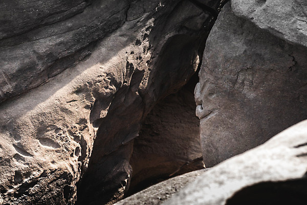 포토 JPG 해외이미지 공원 아시아 여행 백그라운드 태국 자연 하늘 산 풍경 사람없음 야외 물 여름 파란색 빛 강 컬러풀 세계 여행객 골짜기 계곡 놀람 사막 바위 큼 부식 호기심 암초 라오스 내추럴 메콩강 전국 해외202004 해외포토 자연요소 계절 공공시설 감정 나라 컬러 컨셉 표정 사람 돌_바위 크기 생태계 파일형식 이미지허브