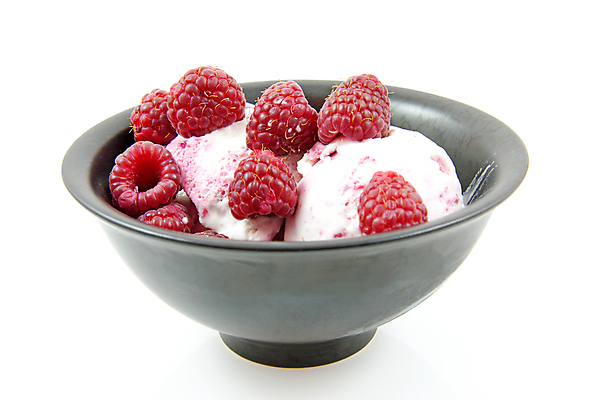 포토 JPG 해외이미지 열매 음식 과일 아이스크림 건강 사탕 사람없음 빨간색 여름 얼음 검은색 사막 신선 사발 잼 크림 산딸기 젤리 고립 해외202004 해외포토 자연요소 식물 계절 컬러 디저트 사기그릇 소스_음식 파일형식 이미지허브