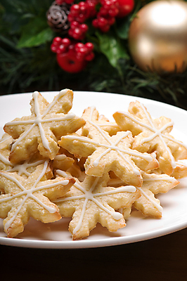 포토 JPG 해외이미지 크리스마스 사람없음 장식 갈색 노란색 쿠키 과자 축제 달콤 설탕 해외202004 해외포토 기념일 컬러 디저트 맛 파일형식 이미지허브