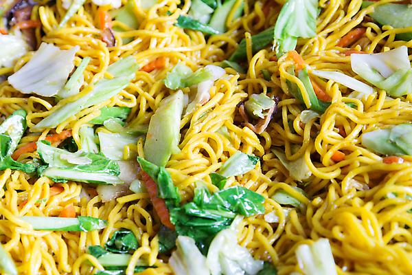 포토 JPG 해외이미지 전통 접시 아시아 음료 음식 태국 고추 탁자 밥 건강 요리 동양인 사람없음 빨간색 초록색 빛 노란색 식당 식사 저녁식사 중국 당근 튀김 흰색 신선 뜨거움 막대기 선택 맛 속도 국수 슬라이스 서빙 후추 점심식사 얇은 스타일 해외202004 해외포토 식기 나라 컬러 가구 컨셉 채소 뿌리채소 인종 상점 면류 향신료 파일형식 이미지허브