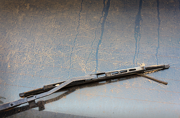 포토 JPG 해외이미지 자동차 유리 사람없음 손상 거울 빨래 가루 먼지 해외202004 해외포토 육상교통 컨셉 가사 재질 파일형식 이미지허브