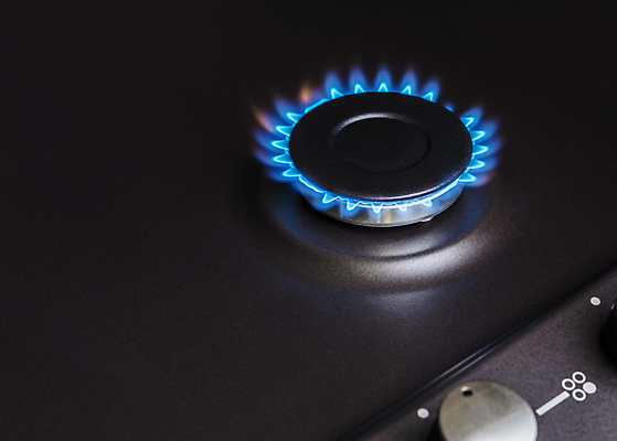 포토 JPG 해외이미지 백그라운드 불 추상 불꽃 따뜻함 요리 사람없음 파란색 빛 주방 검은색 어둠 힘 기계 에너지 반지 레인지 뜨거움 원형 오븐 위험 난로 버너 연료 가스 내추럴 광 화상 해외202004 해외포토 자연요소 도형 컬러 컨셉 무늬 장신구 가전제품 상처 난방기 파일형식 이미지허브