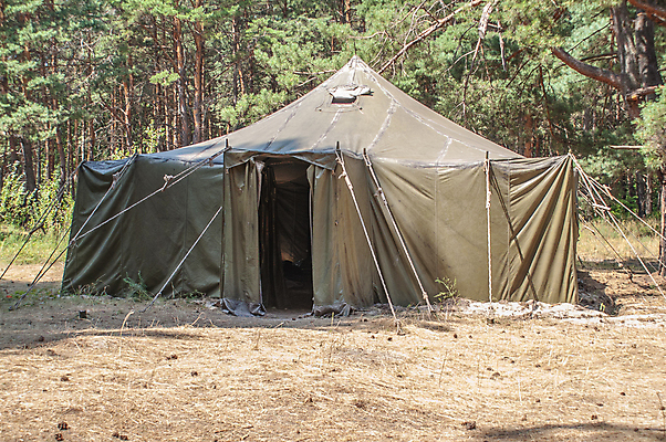 포토 JPG 해외이미지 나무 여행 밭 자연 아침 휴가 텐트 사람없음 야외 여름 태양 환경 시골 소나무 숲 캠핑장 해외202004 해외포토 주간 자연요소 식물 계절 농업 캠핑도구 캠핑 생태계 파일형식 이미지허브