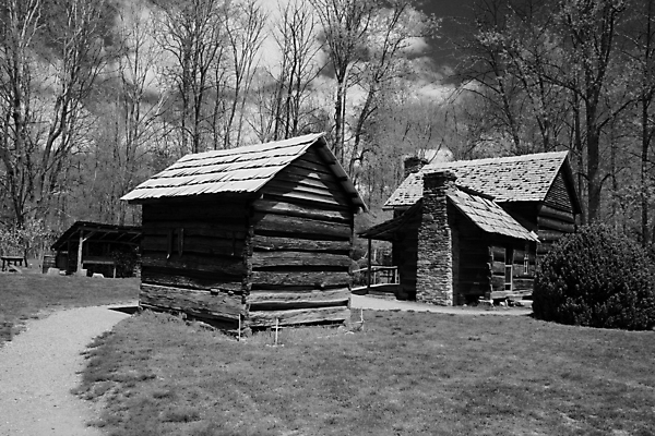 포토 JPG 해외이미지 나무 식물 구름 도로 여행 백그라운드 자연 하늘 바람 날씨 새로움 산 흑백 풍경 사람없음 야외 여름 파란색 컬러풀 태양 환경 맑음 검은색 봄 회색 흰색 시골 신선 클래식 땅 언덕 눈금 예약 넘어짐 저지 수평선 해외202004 해외포토 자연요소 계절 길 컬러 컨셉 교통시설 모션 촬영기법 생태계 파일형식 이미지허브