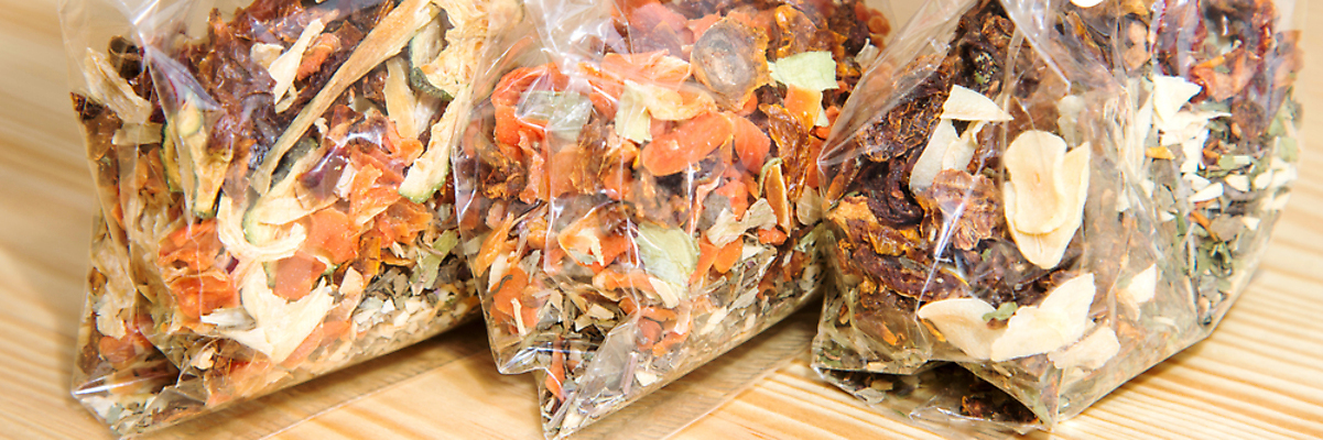 포토 JPG 해외이미지 식물 전통 아시아 음식 여행 백그라운드 가방 포장 태국 자연 건조 매달리기 씨앗 사람 사람없음 야외 빨간색 노란색 판매 세일 힘 소고기 금지 흰색 양념 투명 시장 작음 플라스틱 아래 머스터드 허리 향신료 유기농 날것 수납 후추 보여주기 로즈메리 흙더미 고립 냉동고 여의주 해외202004 해외포토 웰빙 잡화 나라 컬러 모션 재질 육류 신체부위 흙 소스_음식 크기 방향 허브 생태계 위치 향미료 파일형식 더미 이미지허브