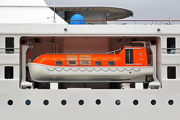 포토 JPG 해외이미지 여행 오렌지 항해 안전 사람없음 긴급 보트 구출 크루즈 함선 승객 해외202004 해외포토 배_교통 과일 도움 파일형식 이미지허브