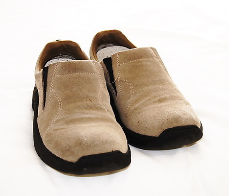 포토 JPG 해외이미지 디자인 옷 남자 신발 사람없음 갈색 유행 흰색 닫기 선탠 바느질 가죽 땀 옛날 스타일 유일 해외202004 해외포토 컬러 모션 사람 파일형식 이미지허브