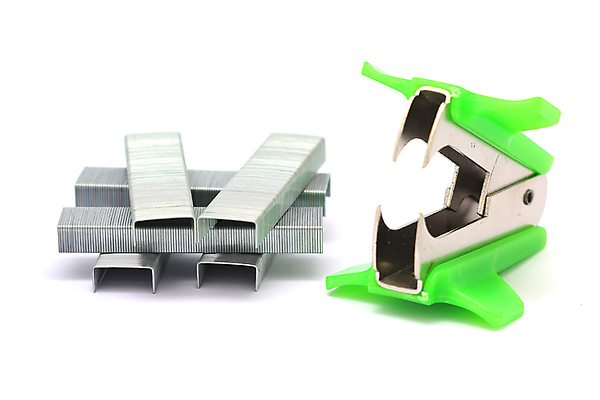 포토 JPG 해외이미지 템플릿 디자인 교육 종이 백그라운드 비즈니스 장신구 텍스트 학교 사람없음 책 스터디 사무실 금속 다이어리 쪽지 공백 정보 흰색 기록 업무 오픈 그리기 메시지 은색 스케치 스테이플러 편지 오브젝트 그림 문서 파일 페이지 바인더 시트 패드 고립 엘리먼트 해외202004 해외포토 컬러 모션 재질 미술 학습 사무용품 작업 파일형식 이미지허브