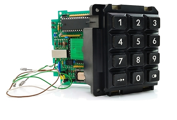 포토 JPG 해외이미지 백그라운드 통신 부분 사람없음 전자제품 스마트폰 손상 장비 흰색 전화기 오브젝트 라디오 깨짐 키패드 해외202004 해외포토 컬러 컨셉 핸드폰 스마트기기 파일형식 이미지허브