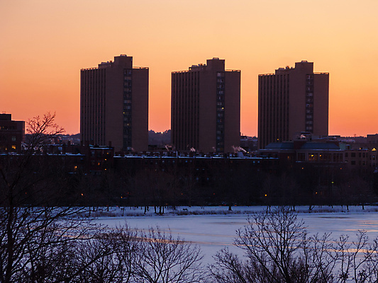 포토 JPG 해외이미지 교육 겨울 건축양식 아파트 주택 3 사람없음 도시풍경 탑 황혼 새벽 블록 야간 대학교 문학 스카이라인 빛망울 해외202004 해외포토 자연요소 건축물 계절 건축 학교 풍경 건물 빛 일몰 도시 파일형식 이미지허브