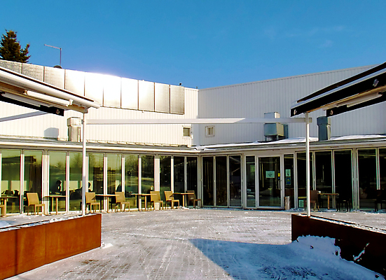 포토 JPG 해외이미지 겨울 하늘 핀란드 사람 사람없음 파란색 식당 카페 헬싱키 해외202004 해외포토 계절 컬러 북유럽 상점 파일형식 이미지허브