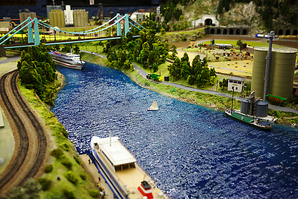 포토 JPG 해외이미지 사람없음 강 장난감 미니어처 도시 오브젝트 해외202004 해외포토 모형 파일형식 이미지허브