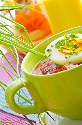 포토 JPG 해외이미지 나무 전통 접시 계절 행복 유럽 음식 빵 백그라운드 자연 휴가 주택 건강 요리 사람없음 초록색 파란색 빛 갈색 노란색 주방 식당 식사 저녁식사 봄 흰색 신선 수프 냄비 먹기 심볼 부활절계란 광택 향 수선화 폴란드 해외202004 해외포토 식물 식기 꽃 감정 나라 컬러 모션 부활절 건물 상점 계란 솥 생태계 파일형식 이미지허브