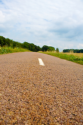 포토 JPG 해외이미지 나무 구름 도로 길 선 여행 밭 교통시설 모션 자연 하늘 성공 휴가 거리 풍경 사람없음 야외 초록색 파란색 운전 자유 고속도로 아스팔트 땅 탈출 방향 사인 속도 질감 골 루트 방법 자동 수평선 해외202004 해외포토 자연요소 식물 컬러 교통 컨셉 농업 시설 생태계 파일형식 이미지허브