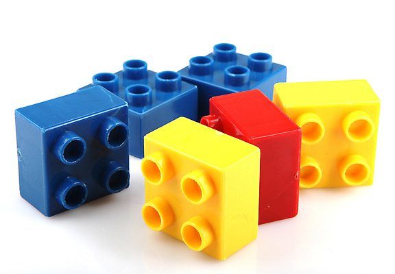 포토 JPG 해외이미지 디자인 교육 어린이 조각 백그라운드 컨셉 놀이 벽돌 사람없음 건물 가로 빨간색 파란색 컬러풀 장난감 노란색 쌓기 블록 유치원 게임 흰색 그룹 계획 연결 플라스틱 큐브 오브젝트 레고 개발 고립 멀티 해외202004 해외포토 건축물 컬러 모션 재질 사람 파일형식 이미지허브