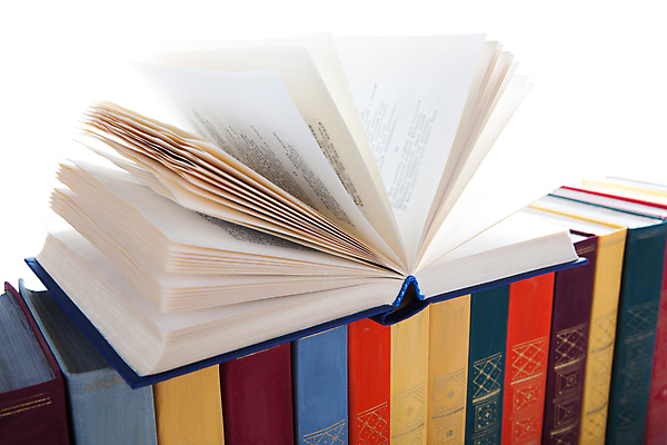 포토 JPG 해외이미지 교육 리본 비즈니스 미술 사람없음 책 빨간색 파란색 독서 숫자 쌓기 다이어리 공책 흰색 오픈 도서관 편지 대학교 문학 페이지 광택 고립 기관 북마크 시리즈 해외202004 해외포토 문자 컬러 학교 모션 문화예술 문구용품 사무용품 파일형식 이미지허브