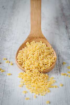 포토 JPG 해외이미지 모양 캐릭터 알파벳 음식 백그라운드 컨셉 다이어트 재료 부분 탁자 건조 파스타 요리 사람없음 숟가락 식사 이탈리아 편지 기아 날것 나무숟가락 탄수화물 해외202004 해외포토 영어 유럽 가구 서양음식 수저 건강 사회이슈 파일형식 이미지허브