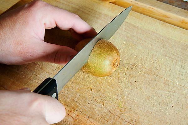포토 JPG 해외이미지 음식 조각 과일 귤 도마 관리 키위 사람없음 신선 칼 자르기 피부 열대과일 준비 해외202004 해외포토 모션 주방용품 신체부위 파일형식 이미지허브