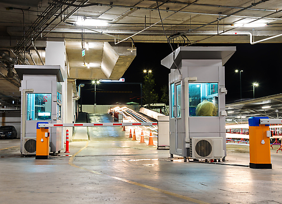 포토 JPG 해외이미지 나무 도로 오렌지 거리 경고 사람없음 빨간색 초록색 카메라 상점 도시 티켓 주차 심볼 사인 보안 대문 제비 그만 자동 제어 차고 해외202004 해외포토 식물 길 컬러 과일 교통시설 조류 안전 전자제품 문 파일형식 이미지허브