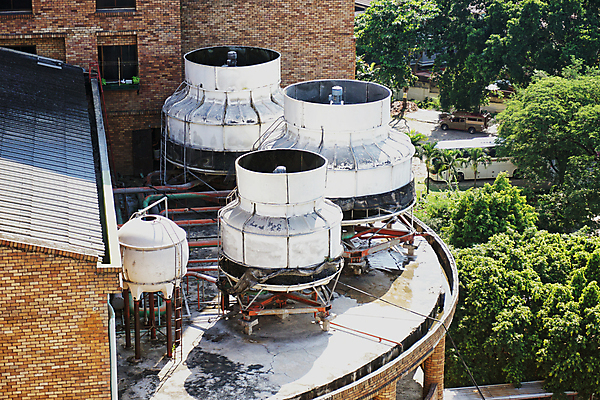 포토 JPG 해외이미지 식물 산업 패턴 사람없음 건물 치료 물 반사 환경 상점 재활용 흐름 에너지 저수지 원형 위생 쓰레기 당구 냄새 탱크 가스 시스템 수납 악취 펌프 낭비 삭제 압력 폐수 필터 공급 해외202004 해외포토 자연요소 도형 건축물 컨셉 무늬 의학 구기 환경오염 친환경 파일형식 이미지허브