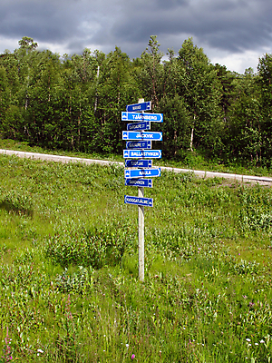 포토 JPG 해외이미지 여행 자연 산 노르웨이 풍경 사람없음 여름 여행객 침묵 하이킹 자유 시골 방향 언덕 사인 그림 해외202004 해외포토 계절 유럽 컨셉 레저 사람 소리 생태계 파일형식 이미지허브