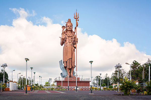 포토 JPG 해외이미지 종교 문화 호수 여행 아프리카 하늘 미술 사람없음 야외 여름 파란색 조각상 사찰 역사 큼 인도인 정사각형 신성 청동 천연기념물 모리셔스 순례 순례자 옛날 힌두교 카피스페이스 해외202004 해외포토 도형 외국인 계절 나라 컬러 종교건축 문화예술 동양인 조형물 공백 크기 파일형식 이미지허브