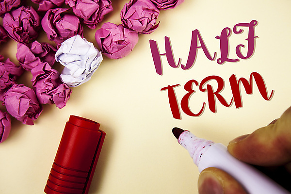 포토 JPG 해외이미지 계절 교육 행복 여행 크리스마스 겨울 학교 휴가 휴식 수영장 사람없음 여름 여행객 축제 봄 달력 축하 시간 일주일 당구 휴양지 단절 해외202004 해외포토 기념일 감정 컨셉 사람 구기 장소 파일형식 이미지허브