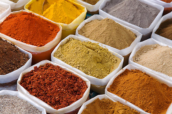 포토 JPG 해외이미지 식물 전통 채소 오렌지 재료 자연 고추 파프리카 건조 건강 요리 동양인 사람없음 빨간색 노란색 상점 여러개 뜨거움 양념 조미료 그룹 시장 고수 맛 가루 인도인 허브 유기농 매움 냄새 아로마 향 후추 카레 동쪽 흙더미 마살라 시나몬 이국적 회향 강황 해외202004 해외포토 외국인 웰빙 음식 컬러 다수 컨셉 과일 식재료 인종 흙 방향 향신료 생태계 향미료 파일형식 더미 이미지허브