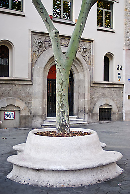 포토 JPG 해외이미지 유럽 벤치 휴가 미술 사람없음 관광지 도시 스페인 모자이크 바르셀로나 해외202004 해외포토 나라 여행 의자 문화예술 파일형식 이미지허브