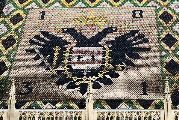 포토 JPG 해외이미지 유럽 종교 여행 백그라운드 패턴 건축양식 지붕 추상 사람없음 야외 건물 컬러풀 성당 교회 탑 줄무늬 도시 화려 영혼 역사 비엔나 오스트리아 타일 묘사 첨탑 고딕 바로크 숭배 웅장함 스타일 해외202004 해외포토 건축물 건축 나라 컬러 컨셉 무늬 종교건축 파일형식 이미지허브