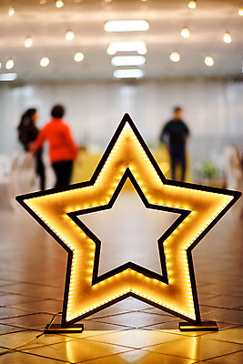 포토 JPG 해외이미지 모양 디자인 별 결혼 백그라운드 휴가 바닥 사람없음 목재 장식 가로 빛 파티 축제 수확 램프 축하 황금 오브젝트 준비 빛망울 주도 해외202004 해외포토 자연요소 나무 컨셉 농업 재료 조명 이벤트 예절 파일형식 이미지허브