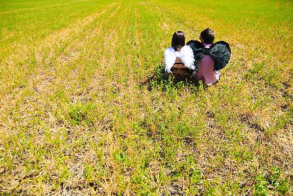 포토 JPG 해외이미지 라이프스타일 커플 공원 여자 남자 행복 2 밭 날개 가족 자연 하늘 함께함 발렌타인데이 사랑 미소 사람 소년 야외 두명 초록색 여름 친구 청춘 봄 우정 유혹 해외202004 해외포토 계절 공공시설 감정 어린이 컬러 컨셉 농업 관계 데이이벤트 표정 생활 생태계 파일형식 이미지허브